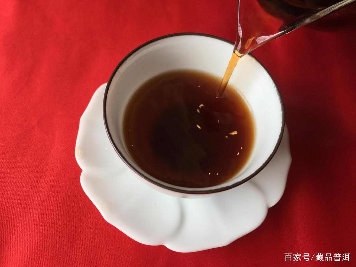 兴海茶厂经典班章茶系列:06野生班章王,一定要试试的中期班章茶 兴海茶厂经典班章茶系列:06野生班章王,一定要试试的中期班章茶