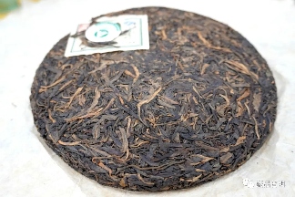 06年勐库母树茶春母,早年冰岛料压制,到底好不好?开汤审评来了 06年勐库母树茶春母,早年冰岛料压制,到底好不好?开汤审评来了