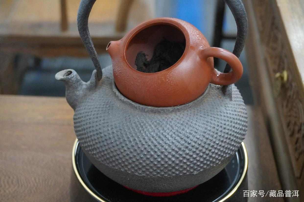 老熟茶怎么冲泡更好喝?以05年红大益7572熟饼为例,纯经验分享 老熟茶怎么冲泡更好喝?以05年红大益7572熟饼为例,纯经验分享