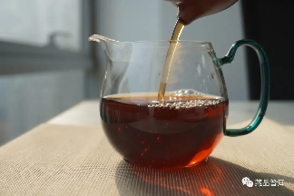 普洱茶煮茶技巧解析,激发茶香层次感 普洱茶煮茶技巧解析,激发茶香层次感