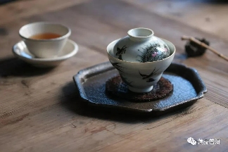 普洱茶煮茶技巧解析,激发茶香层次感 普洱茶煮茶技巧解析,激发茶香层次感