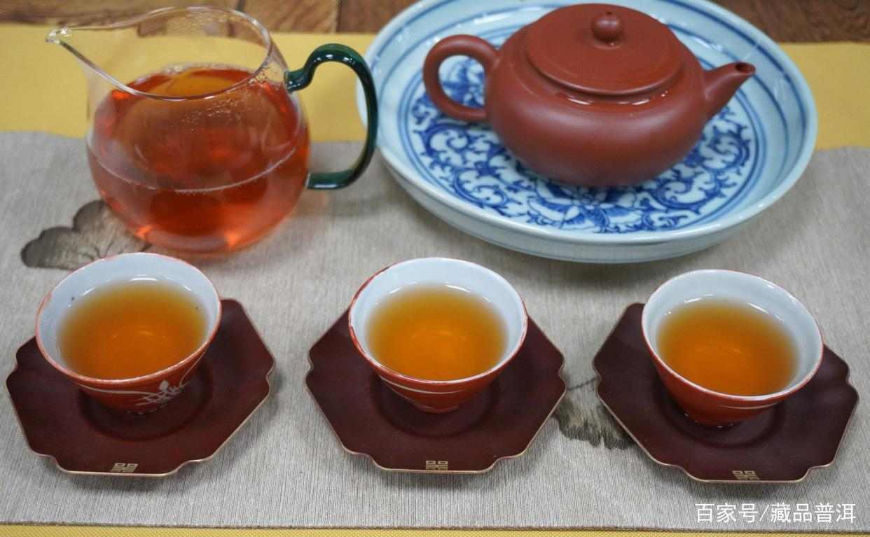 普洱茶冲泡技巧:紫砂壶、水温与出汤时间解析 普洱茶冲泡技巧:紫砂壶、水温与出汤时间解析