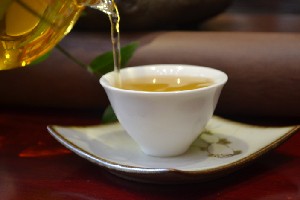 喝到麻舌头、锁喉的茶,别只怪农药! 喝到麻舌头、锁喉的茶,别只怪农药!