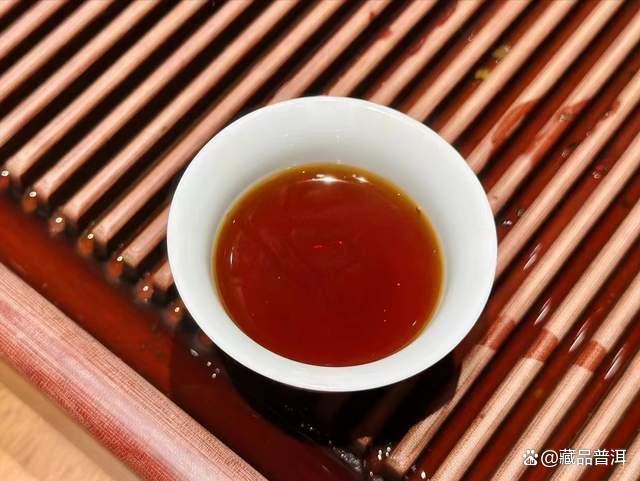 2000年班章大白菜熟茶三款经典对比，大一号大二号特二号特点解析