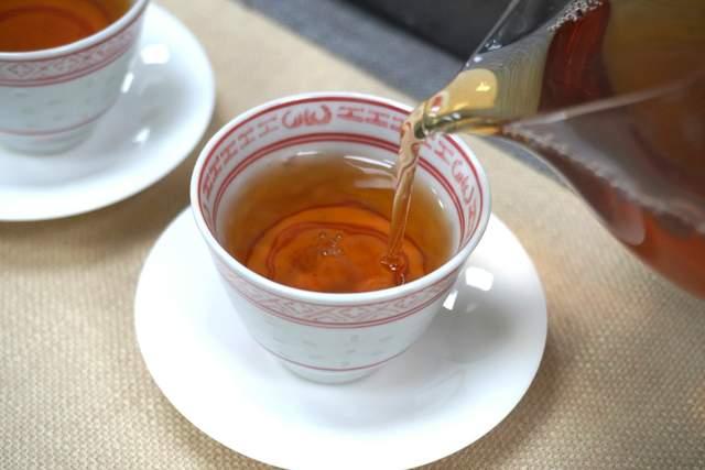 家庭普洱茶仓储技巧:湿度控制与防潮关键 家庭普洱茶仓储技巧:湿度控制与防潮关键