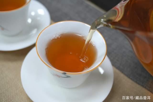 冲泡普洱茶如何让茶汤浓淡一致?行家经验分享,搭配小碎茶更好喝 冲泡普洱茶如何让茶汤浓淡一致?行家经验分享,搭配小碎茶更好喝