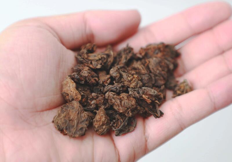 八年干仓陈化普洱熟茶老茶头 陈香浓郁饮后留韵 玄晶粒粒陈,金汤似蜜醴 中茶玄晶老茶头普洱茶(熟茶)散茶