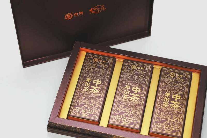 普洱茶老茶市场破解三大痛点 三重评价体系新举措 中茶年份茶 二十五年陈 普洱茶(生茶)紧压茶