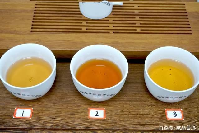 普洱茶新手避坑指南:精准判断与中期茶收藏技巧 普洱茶新手避坑指南:精准判断与中期茶收藏技巧