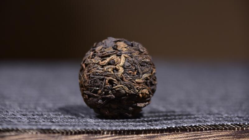 易武熟茶龙珠高颜值包装,醇厚口感与耐泡优势凸显 2025年一头大象 易武大树龙珠 熟茶
